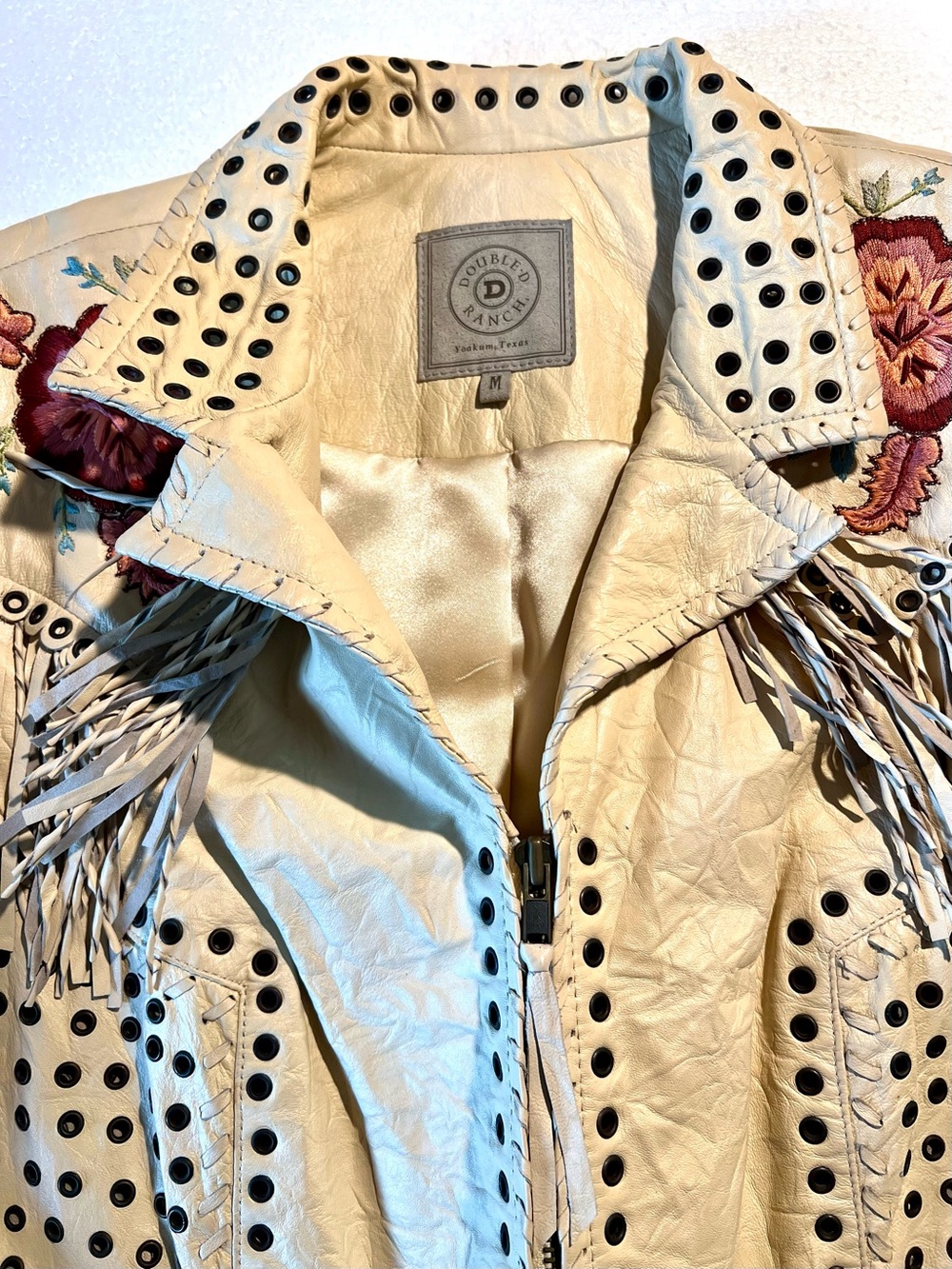 Double D Ranch Cream Leather Fringe Jacket with Embroidered Florals size M - Picture 8 of 16